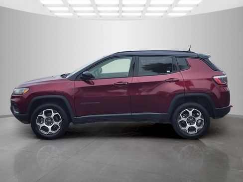 Used 2022 Jeep Compass Trailhawk w/ Sun and Sound Group image 7