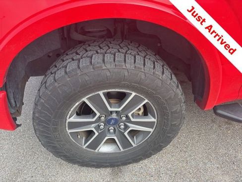 Used 2017 Ford F150 XLT w/ Equipment Group 302A Luxury RWD image 17