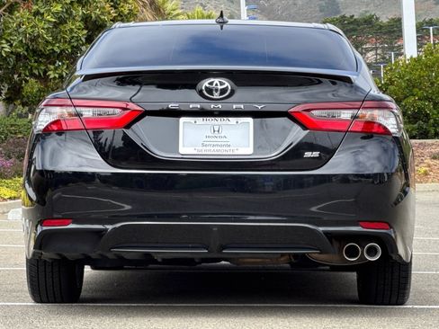 Used 2023 Toyota Camry SE FWD image 9