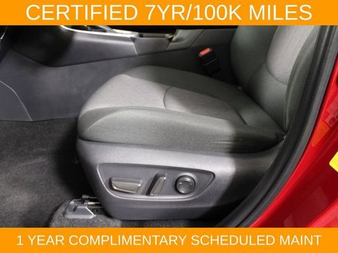 Used 2025 Toyota RAV4 XLE w/ Convenience Package FWD image 18