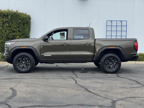 Used 2024 GMC Canyon Elevation w/ Trailering Package image 4