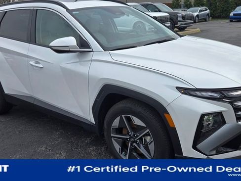 Used 2025 Hyundai Tucson SEL image 1