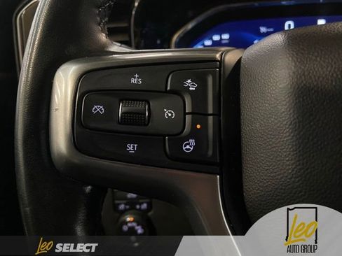 Used 2023 Chevrolet Silverado 1500 LT AWD/4WD image 15