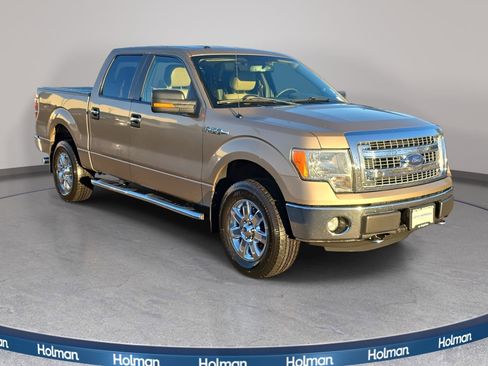 Used 2014 Ford F150 XLT w/ XLT Chrome Package image 4