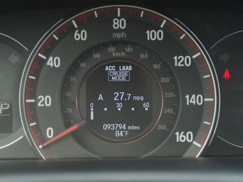 Used 2016 Honda Accord Sport image 25