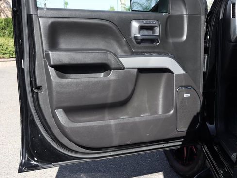 Used 2018 Chevrolet Silverado 1500 LTZ Z71 w/ Redline Edition image 16