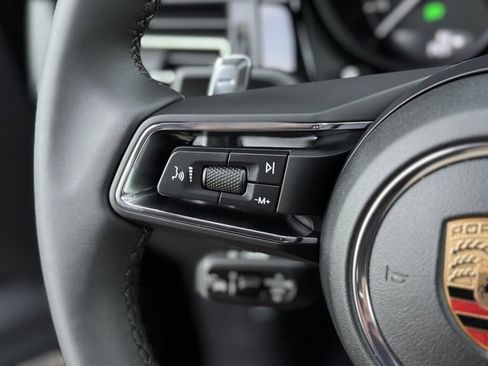 New 2026 Porsche Macan image 20