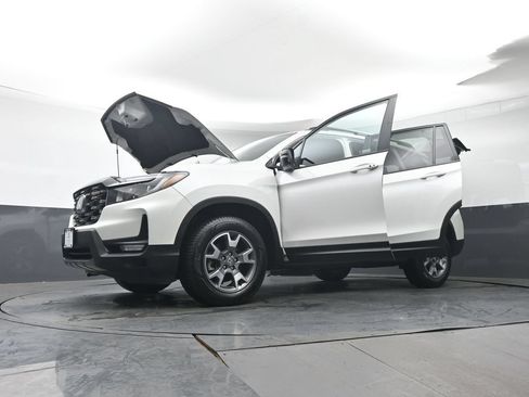 Used 2023 Honda Passport TrailSport image 46