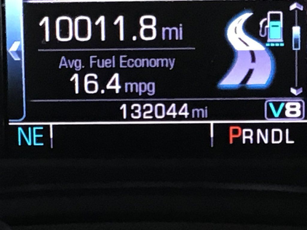 Used 2017 Chevrolet Suburban Premier AWD/4WD image 18