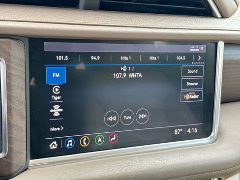 Used 2021 GMC Yukon Denali w/ Advanced Technology Package AWD/4WD image 26