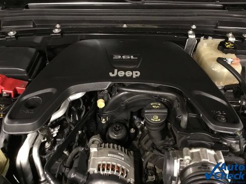 Used 2020 Jeep Wrangler Unlimited Sport AWD/4WD image 42
