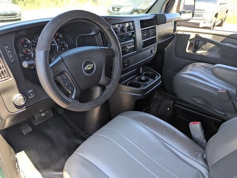 Used 2014 Chevrolet Express 2500 LS image 23