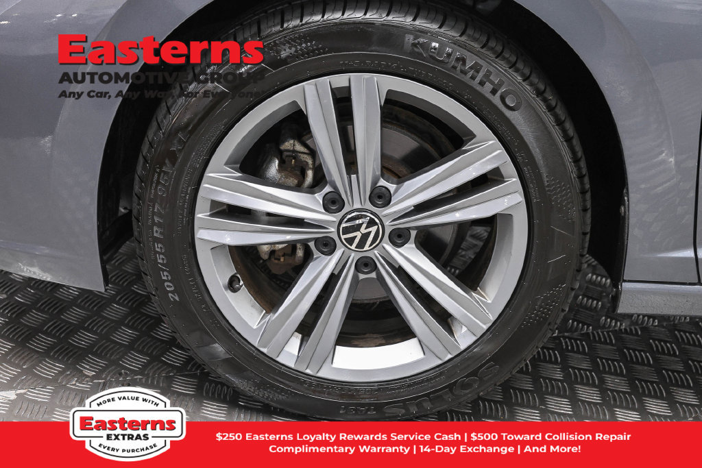 Used 2024 Volkswagen Jetta SE FWD image 33