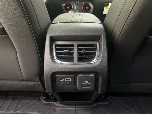 Certified 2024 Chevrolet Blazer RS w/ Enhanced Convenience Package image 31