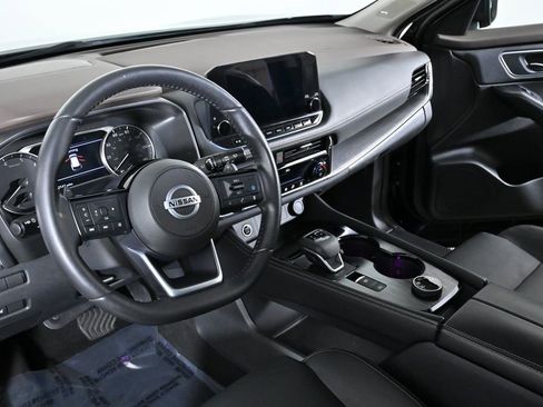 Used 2021 Nissan Rogue SL w/ Premium Package image 12