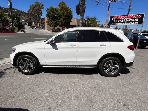 Used 2018 Mercedes-Benz GLC 300 image 4