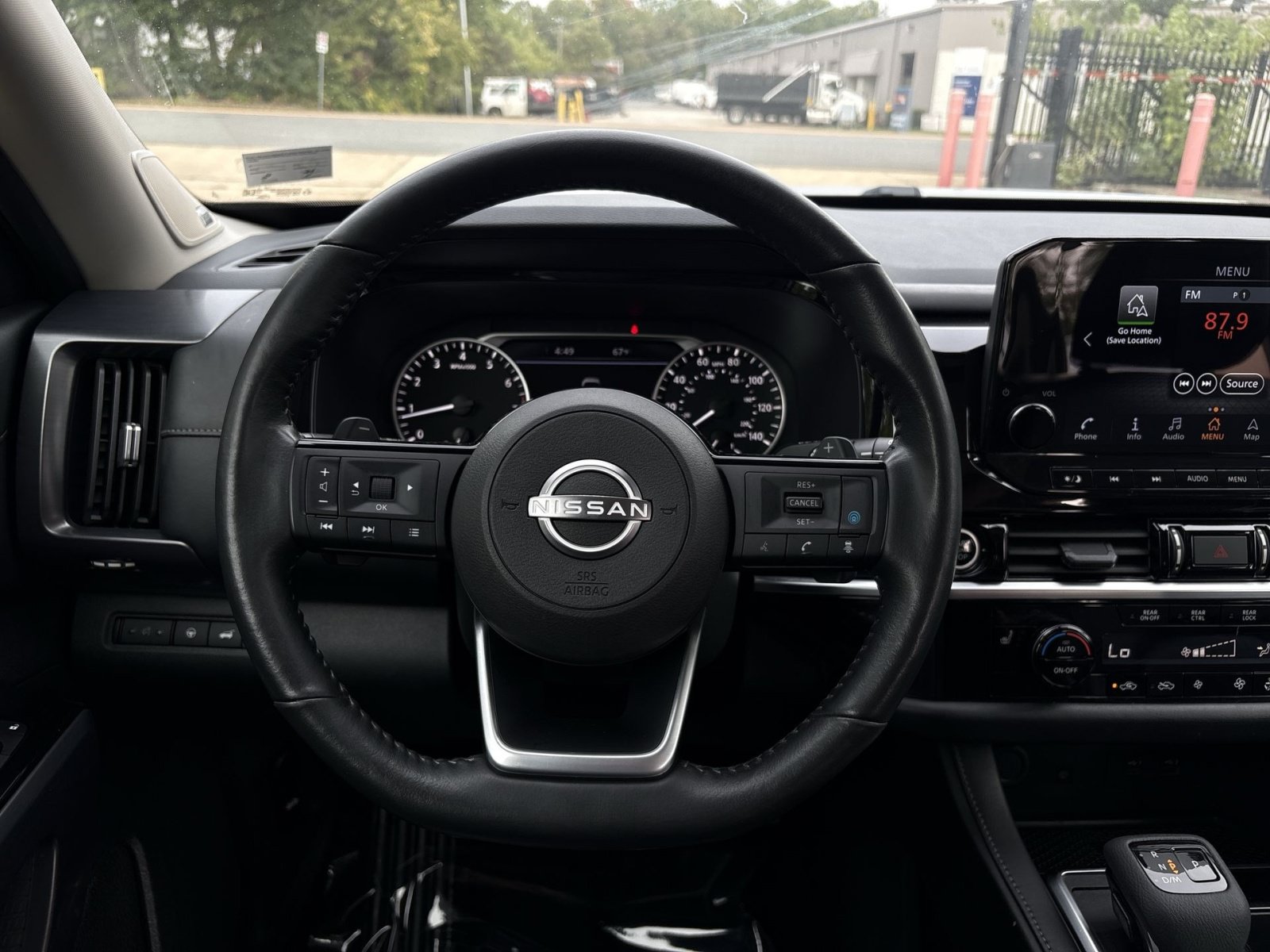 Used 2023 Nissan Pathfinder SL w/ SL Premium Package AWD/4WD image 22