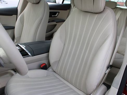 Used 2022 Mercedes-Benz EQS 450+ Sedan image 10