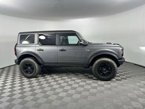 Used 2024 Ford Bronco Wildtrak image 2