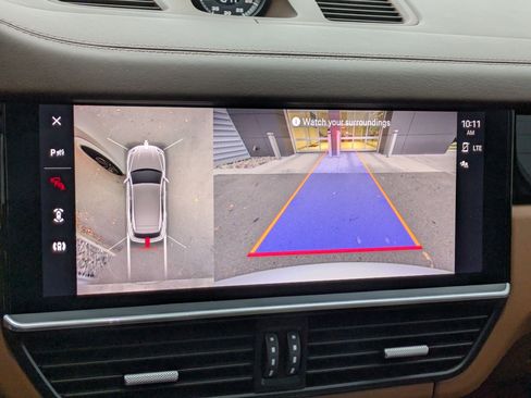 Used 2023 Porsche Cayenne Turbo S image 22