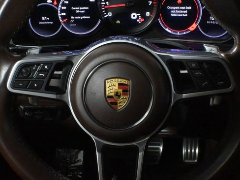 Used 2022 Porsche Cayenne GTS image 18
