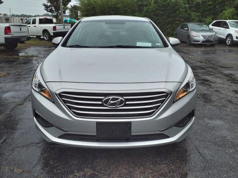 Used 2016 Hyundai Sonata SE image 8