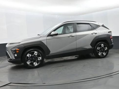 Used 2024 Hyundai Kona SEL FWD image 5