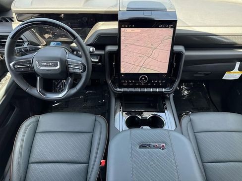 New 2026 GMC Yukon XL AT4 w/ AT4 Premium Plus Package AWD/4WD image 7