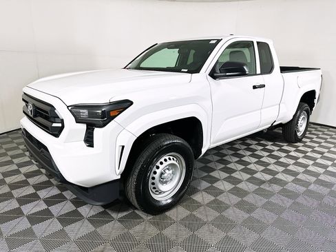 Certified 2024 Toyota Tacoma SR w/ Towing Package image 7