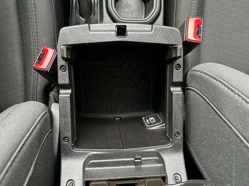 Used 2019 Jeep Wrangler Unlimited Sport S AWD/4WD image 8