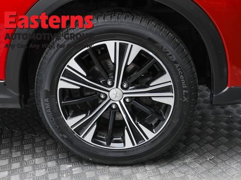 Used 2020 Mitsubishi Eclipse Cross SEL image 32