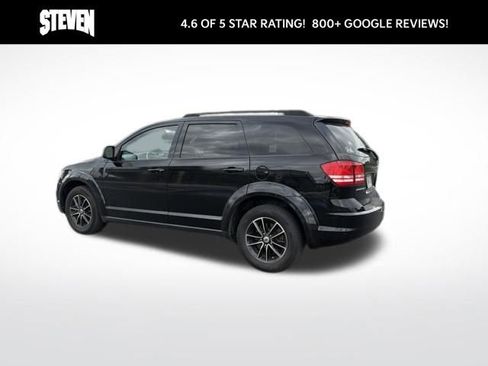 Used 2018 Dodge Journey SE w/ Connectivity Group FWD image 5