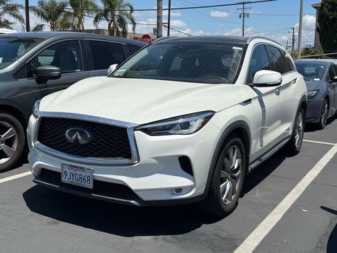 Used 2021 INFINITI QX50 Luxe w/ Cargo Package AWD/4WD image 2