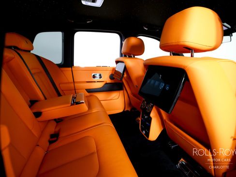 New 2026 Rolls-Royce Cullinan image 31