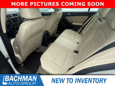 Used 2016 Volkswagen Jetta SEL FWD image 7