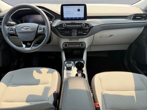 Certified 2023 Ford Escape Active image 9