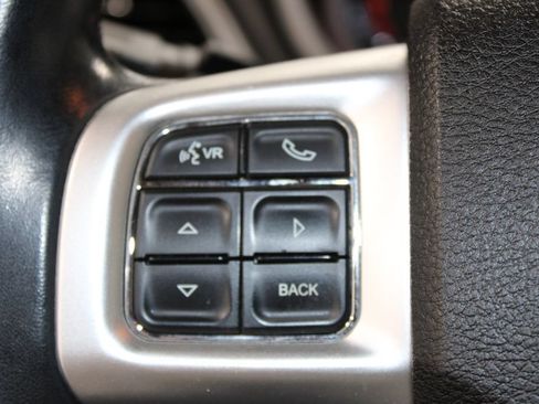 Used 2019 Dodge Journey SE w/ Connectivity Group FWD image 39