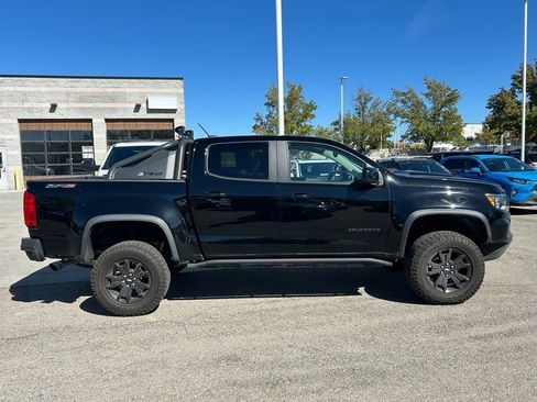 Used 2021 Chevrolet Colorado ZR2 w/ ZR2 Midnight Special Edition image 2