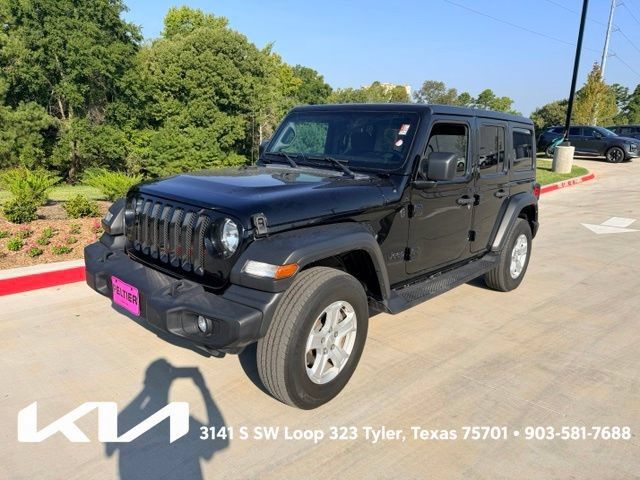 Used 2022 Jeep Wrangler Unlimited Sport AWD/4WD image 3