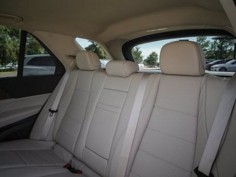Certified 2021 Mercedes-Benz GLE 350 4MATIC image 31