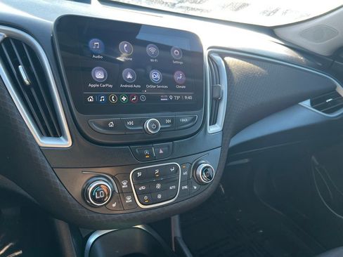 Used 2024 Chevrolet Malibu LT image 31