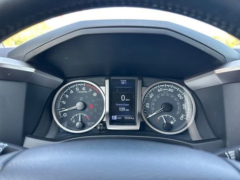Used 2023 Toyota Tacoma SR5 w/ Technology Package AWD/4WD image 26