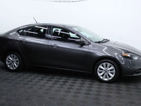 Used 2014 Dodge Dart SXT image 3