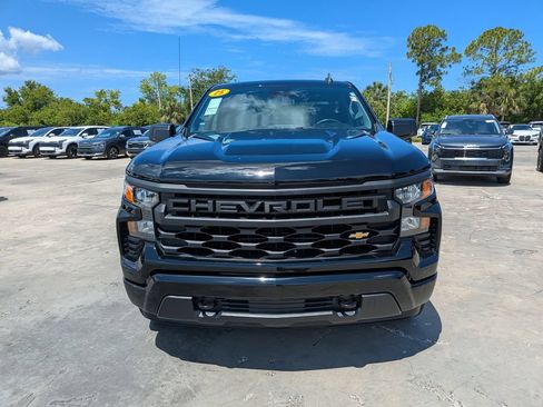 Used 2025 Chevrolet Silverado 1500 Custom RWD image 3