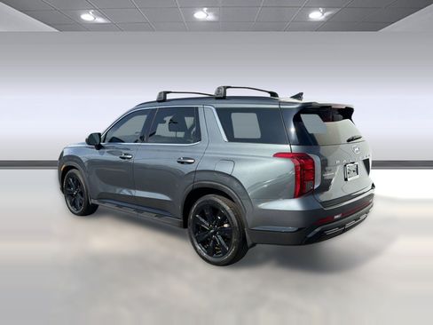 Used 2024 Hyundai Palisade XRT FWD image 3