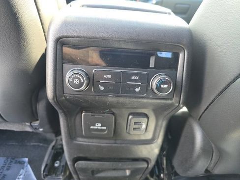 Used 2018 GMC Acadia Denali w/ Technology Package AWD/4WD image 24