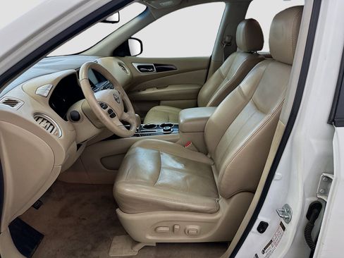 Used 2014 Nissan Pathfinder SL w/ Trailer Tow Package image 13