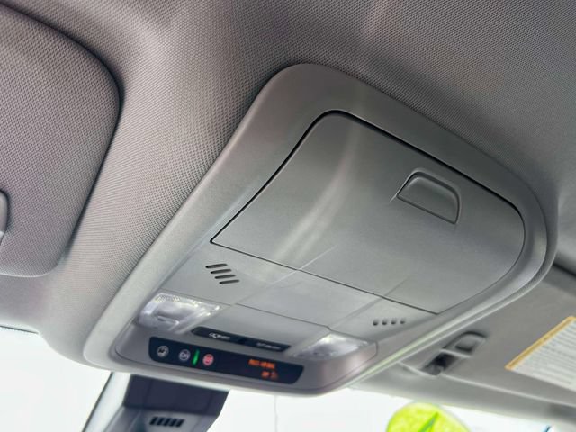 Used 2024 Chevrolet Equinox LT FWD image 32
