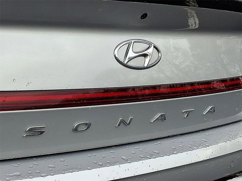 Used 2023 Hyundai Sonata Limited image 32