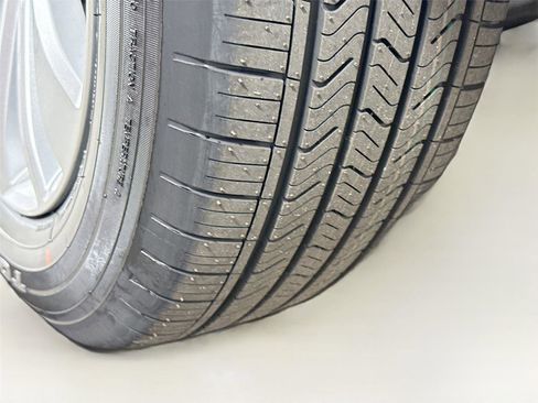 New 2026 Mitsubishi Outlander ES image 26